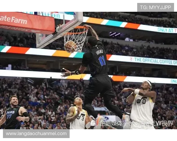 飞翔的艺术家朱利叶斯欧文如何用传奇扣篮改变篮球历史