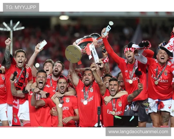 本菲卡崛起之路:从葡超霸主到欧洲赛场强者的辉煌历程